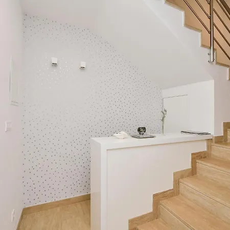 Amazing In Rogoznica Apartment *