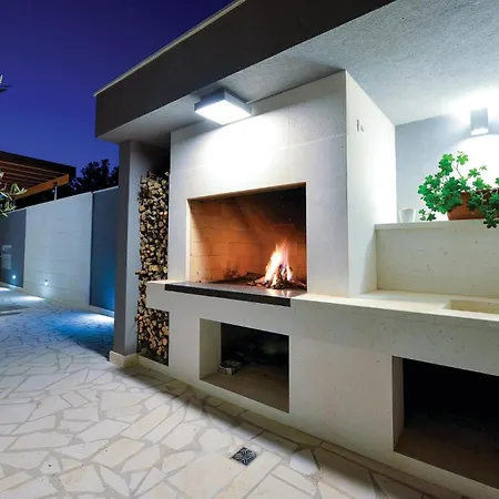 Apartment Amazing In Rogoznica Rogoznica (Sibenik-Knin)
