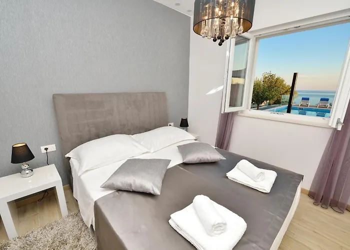 Appartement Amazing In Rogoznica (Sibenik-Knin)