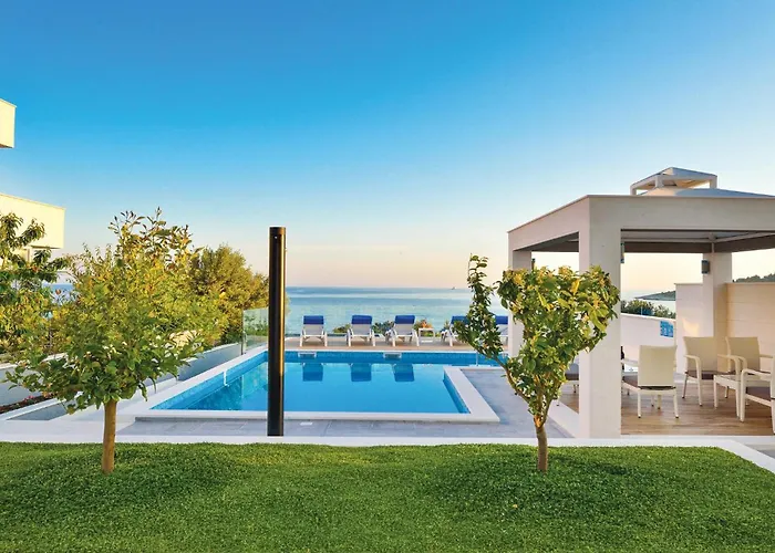 Amazing In Appartement Rogoznica (Sibenik-Knin)